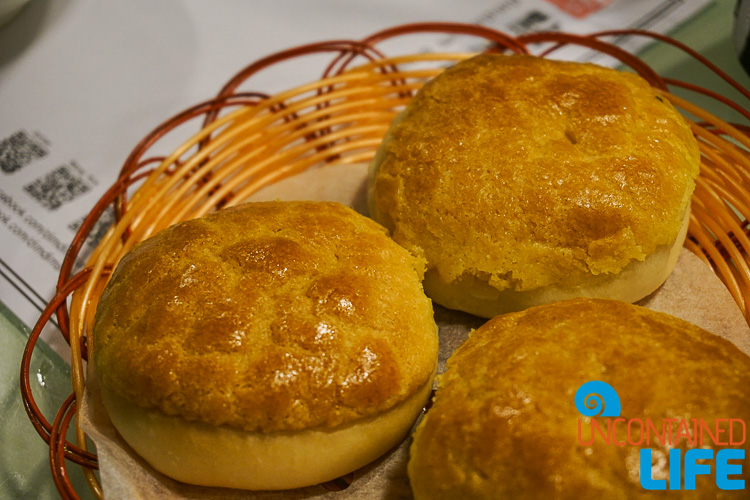 Pineaapple Buns, things to avoid when visiting Hong Kong, Uncontained Life