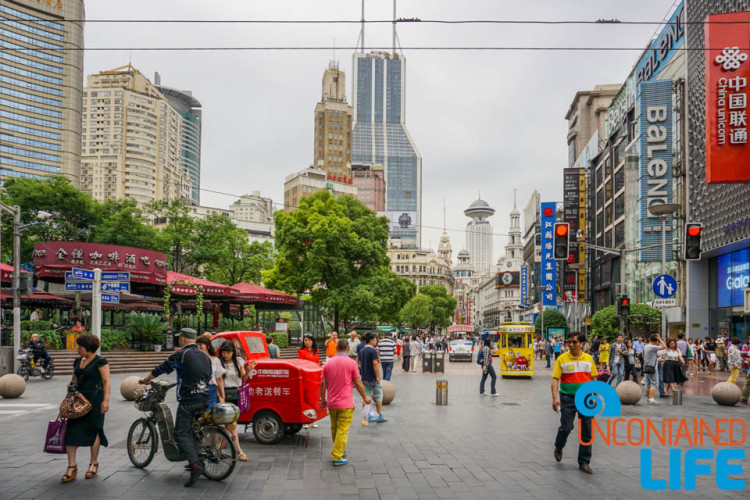 24 Hours in Shanghai, China, Uncontained Life