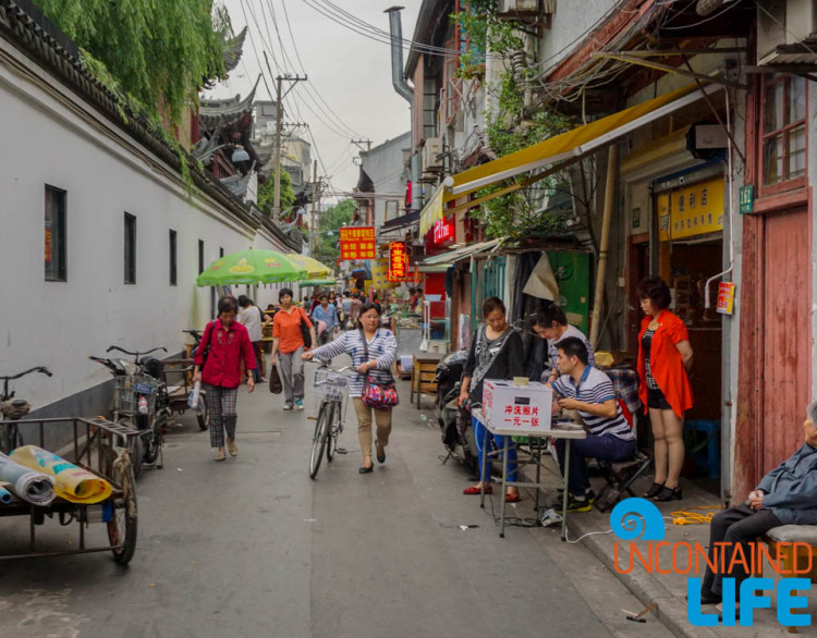 Alleyway, 24 Hours in Shanghai, China, Uncontained Life