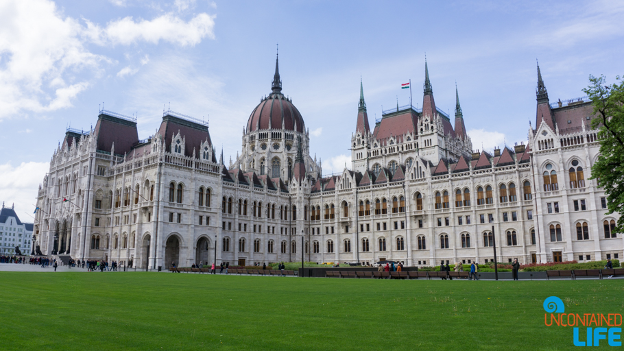 e-bike tour of Budapest, Uncontained Life